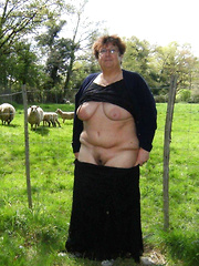 Older dames showing breasts or pussy