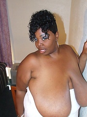 Black mama with thick ass and super huge boobs